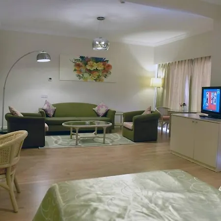 Hotel Jasmine Court