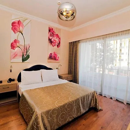 فندق Jasmine Court