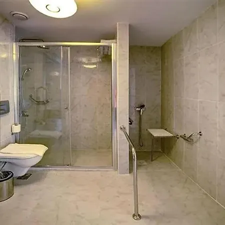 فندق Jasmine Court 4*