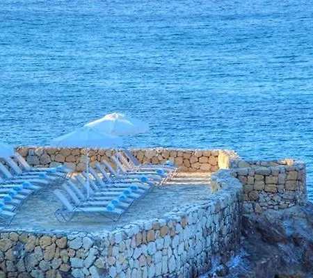 Jasmine Court فندق كيرينيا