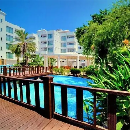 Jasmine Court 4*